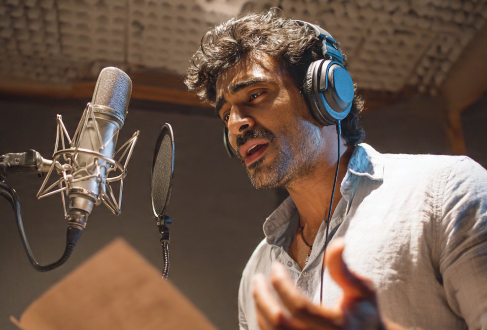 ऑडियोबुक्स के विकास में कई बाधाएं मौजूद हैं